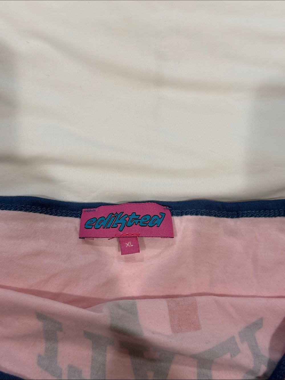 Edikted Pink Italy Graphic Spaghetti-Strap Tank with Navy Trim - Picture 3 of 5